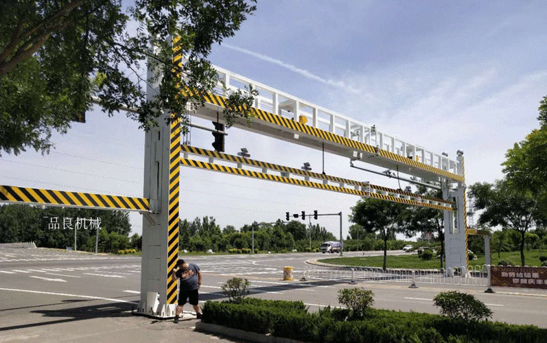 道路自动升降限高杆(自动升降限高架制作)